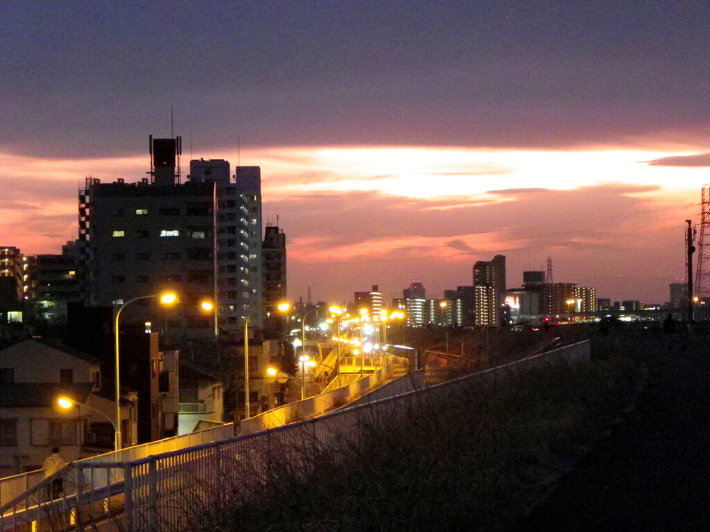 千住元町の変わった夕景