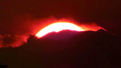 富士山の頂上の日没