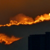 富士の上の大きな夕雲