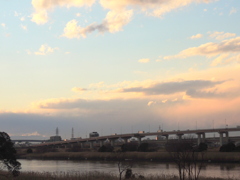 西新井橋から北東の夕暮れの空
