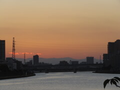 左から雁腹摺山 小金沢山 大菩薩峠 大菩薩嶺 三頭山 大岳山.など