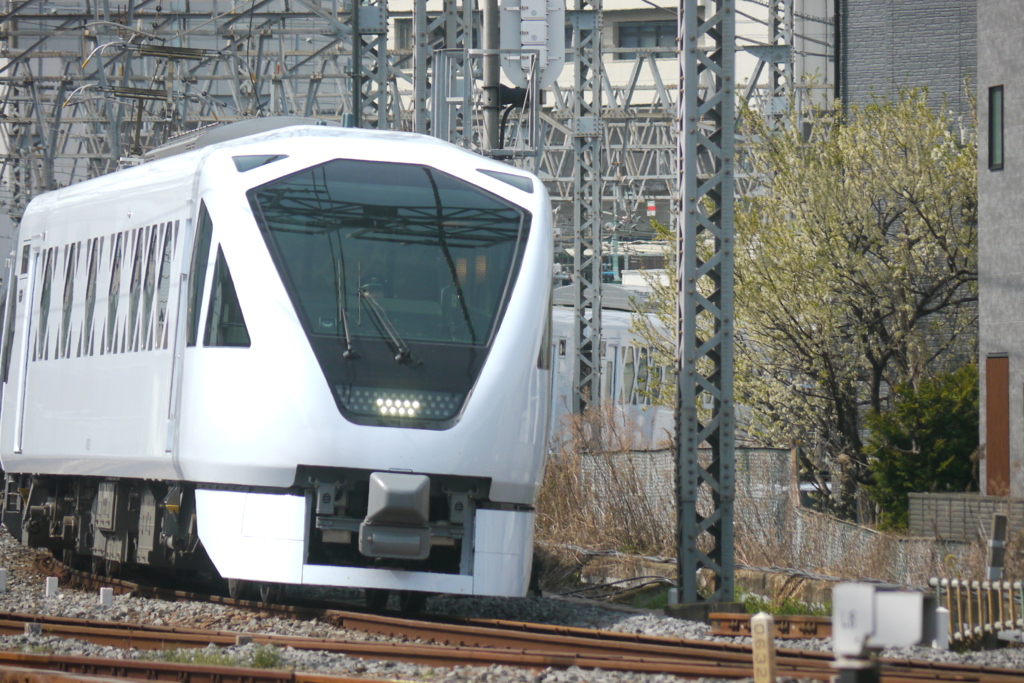 北千住から東武特急スペーシアX