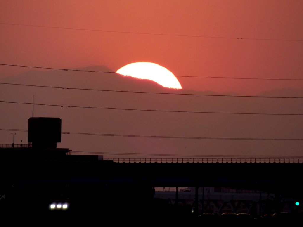 '22.04.09.18:04雲取山右裾の落日直前