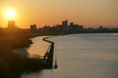 タワービルの夕日からあらかわの夕景