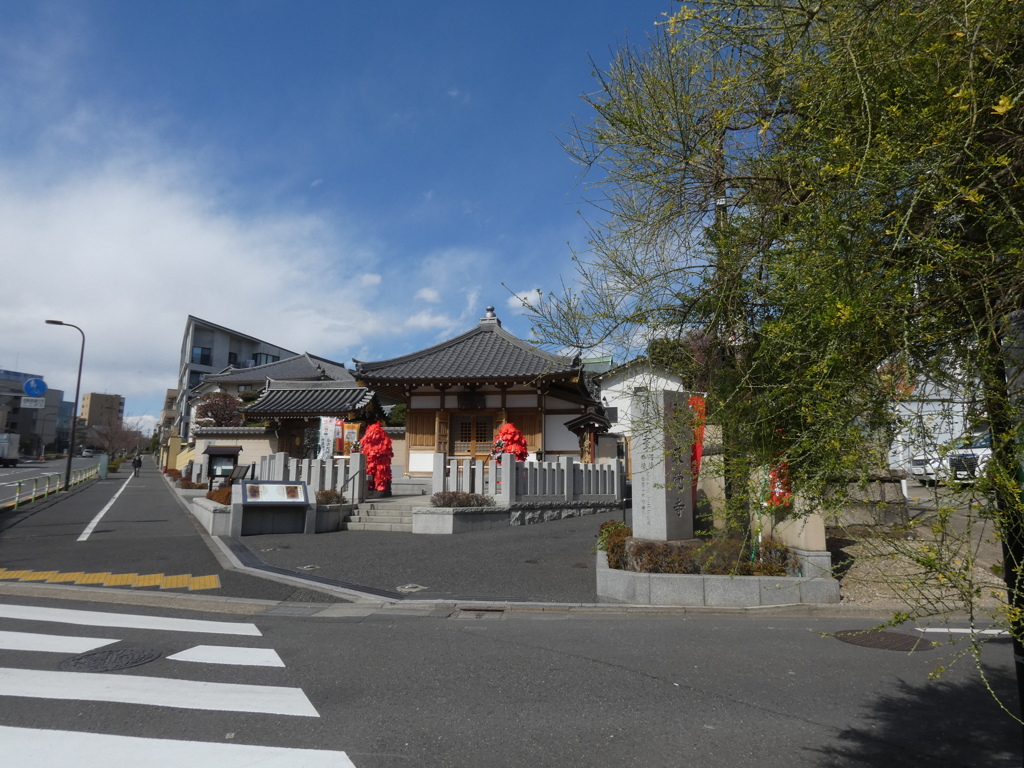 田端八幡となりの赤紙如王の東覚寺