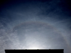 屋根上のアーク