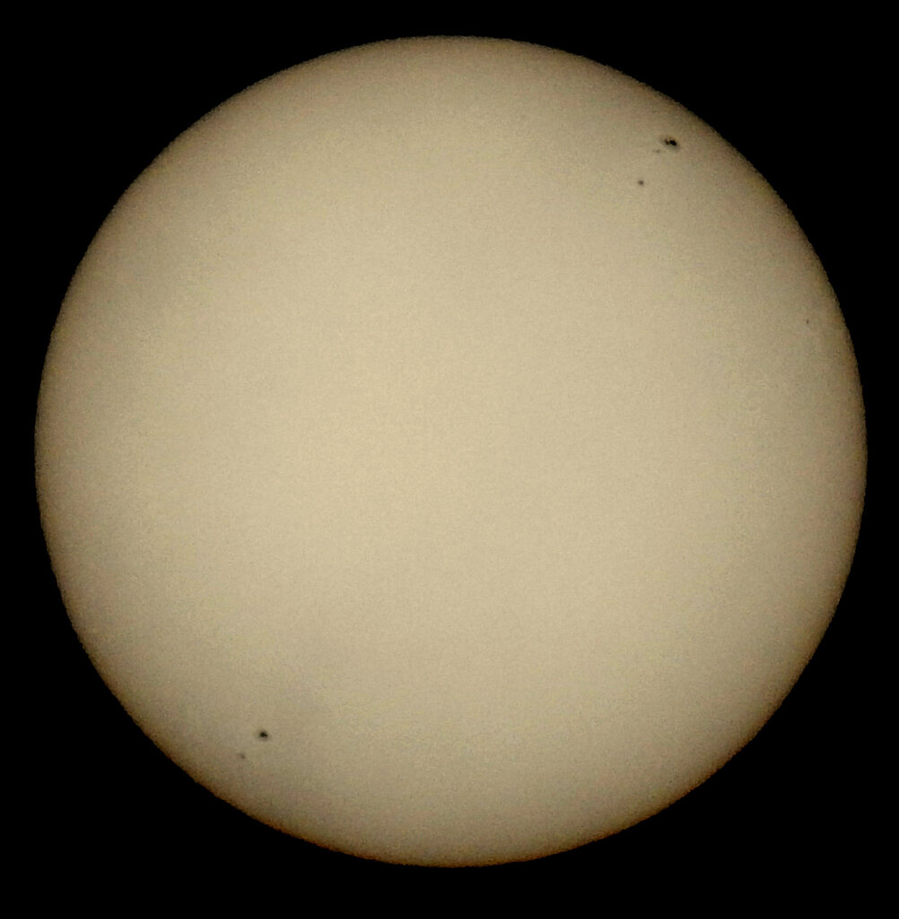 '23.04.23.08:45.の5枚を重ね画像処理した太陽面