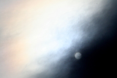 太陽近傍の彩雲