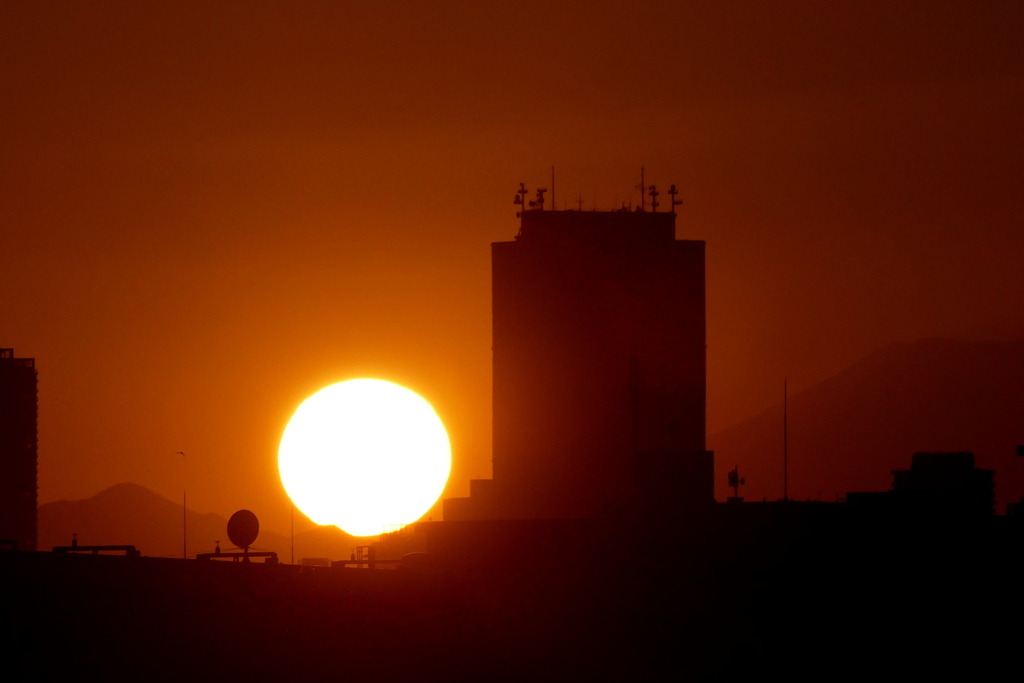 富士5合目の檜洞丸山頂の夕日