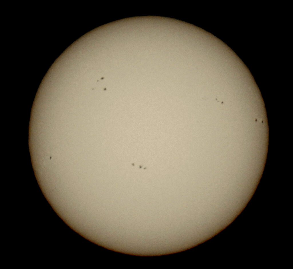 '23.01.03.12:51.の5枚を重ね画像処理した太陽面