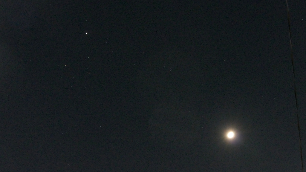牡牛座の木星と月齢6.9