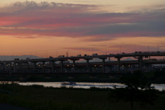 荒川土手の夕暮れ