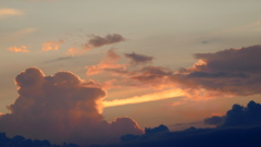 雲間のジェット