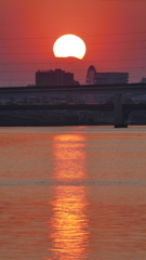 隅田川から大菩薩嶺の夕日