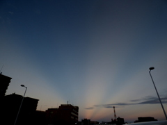 希少、気象’反薄明光線’という現象