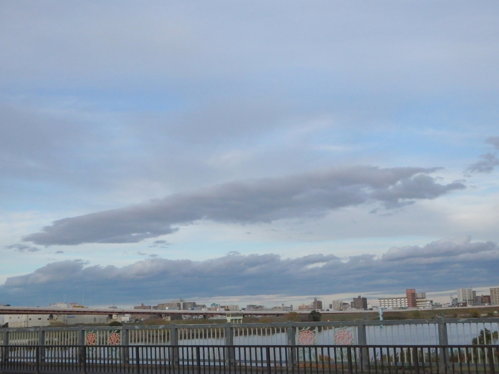 西新井橋上の雲