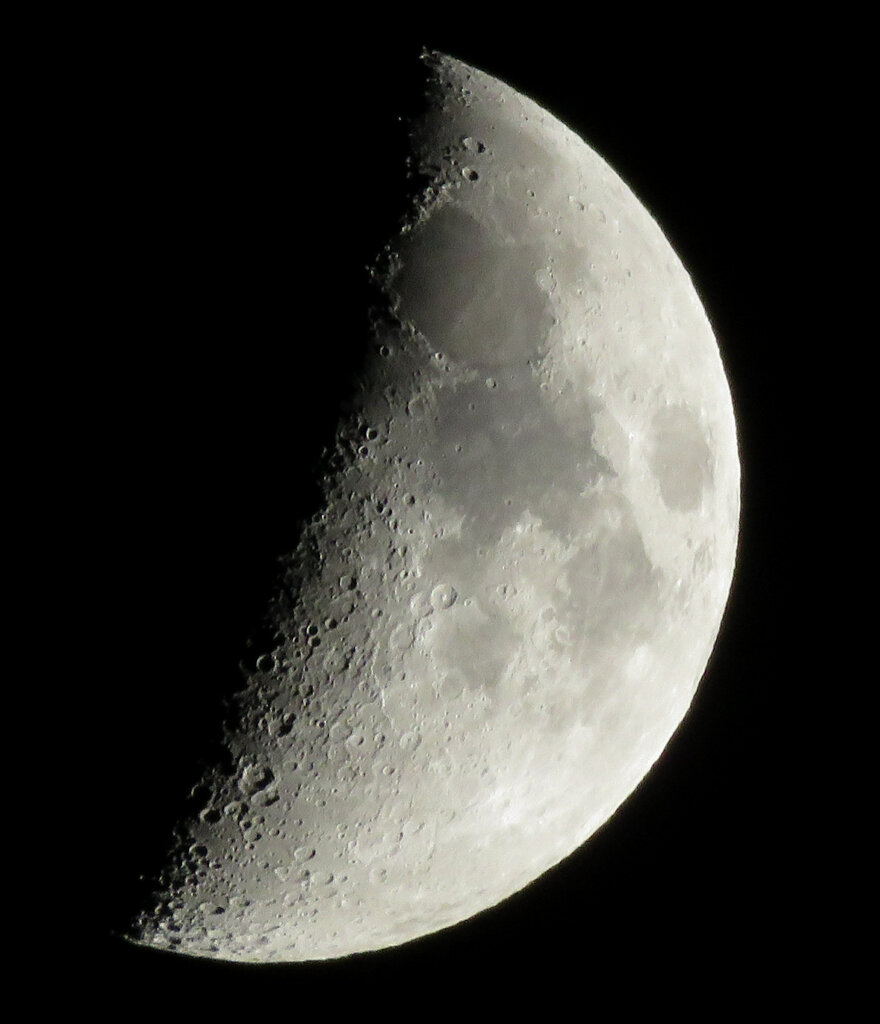 '23.4.27.18:56.の12枚を重ね画像処理した月面