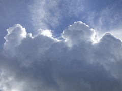 積乱雲と高積雲