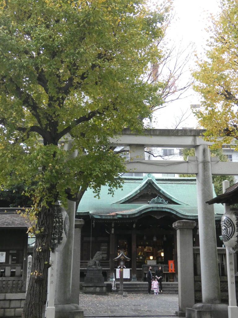 築地明石の隣の湊の鉄砲洲稲荷神社