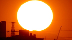 菜畑山の大きな夕日