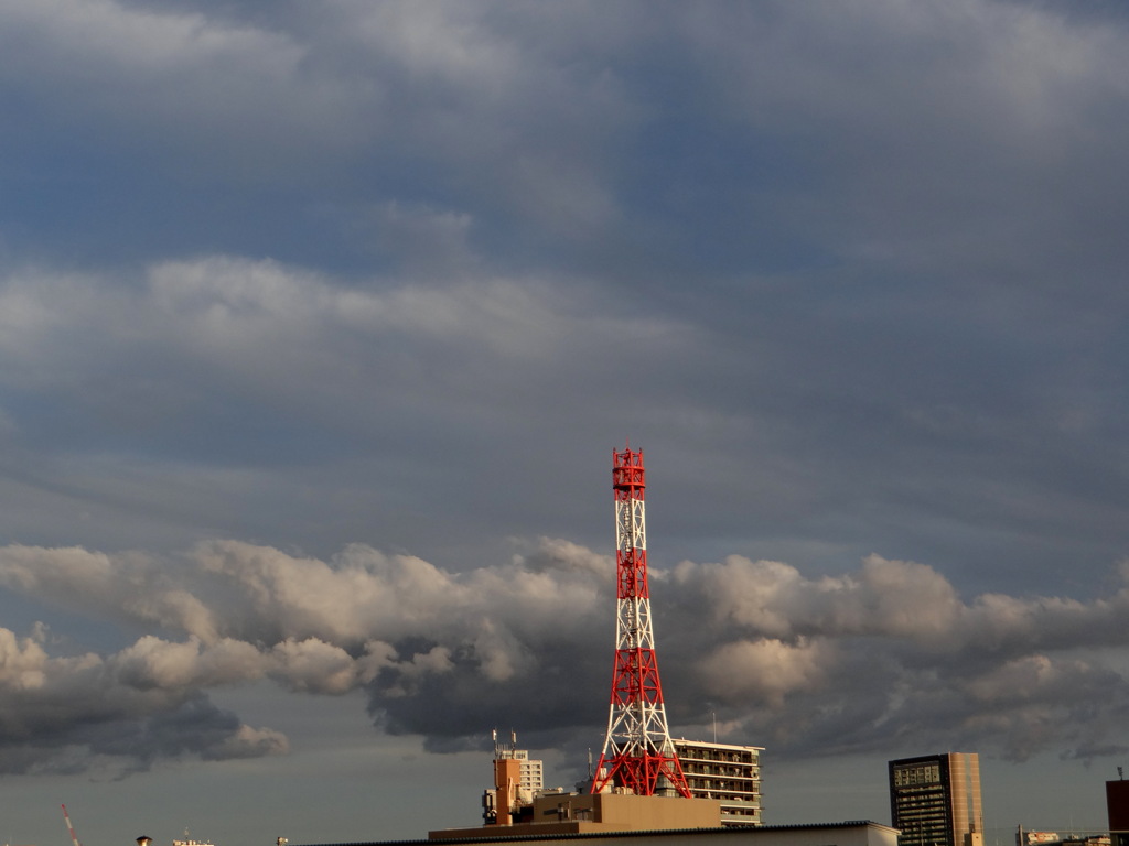 隅田川東方の雲