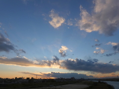 ’22新春の千住新橋の西の空
