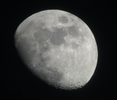 '23.01.02.18:09.の5枚を重ね画像処理した月面