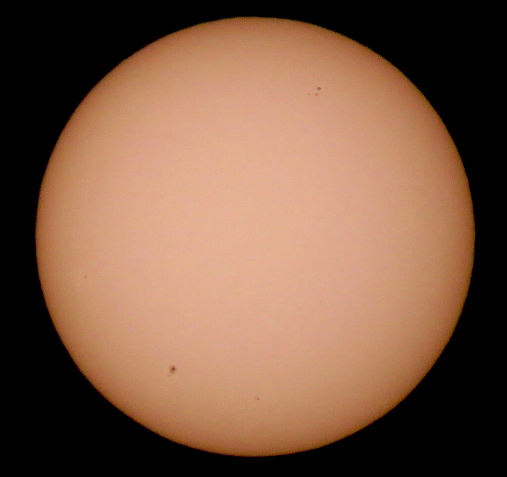 '22.11.19.10:34.6枚を画像処理した太陽面