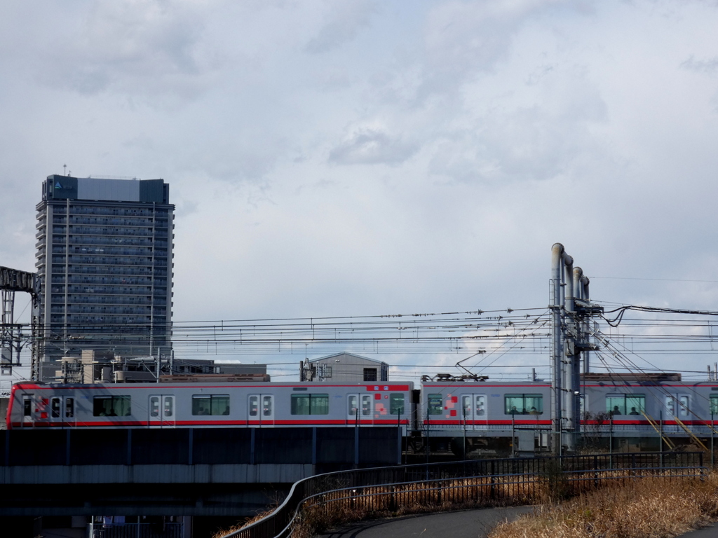 千住土手の東武伊勢崎線