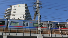 新三河島の京成線
