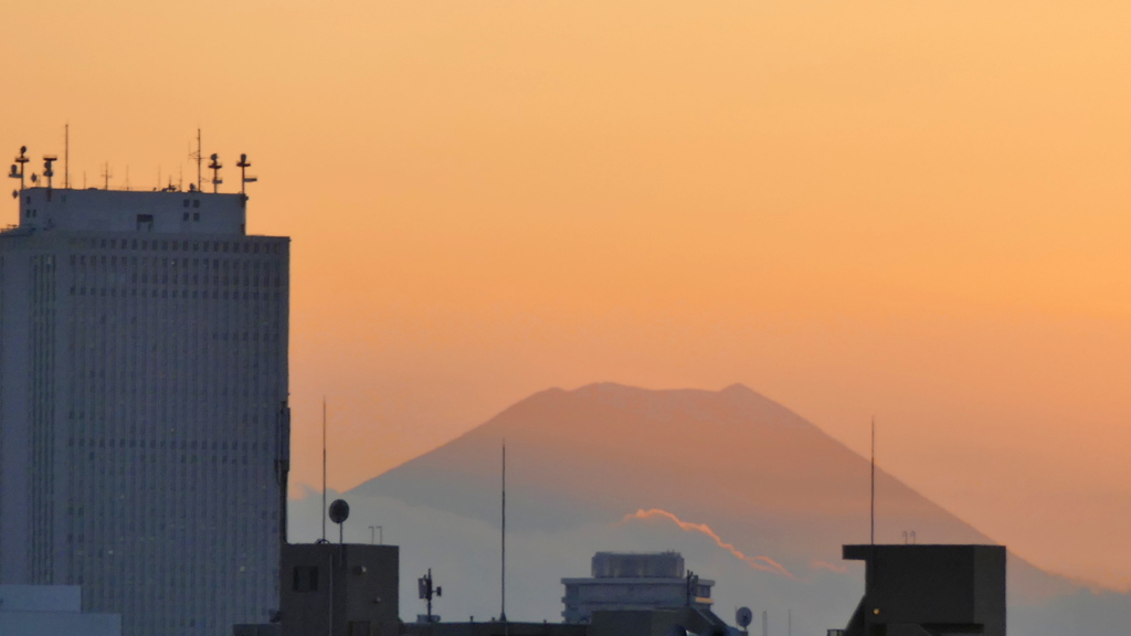 荒川夕方の富士
