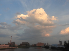 隅田川の東の夕空