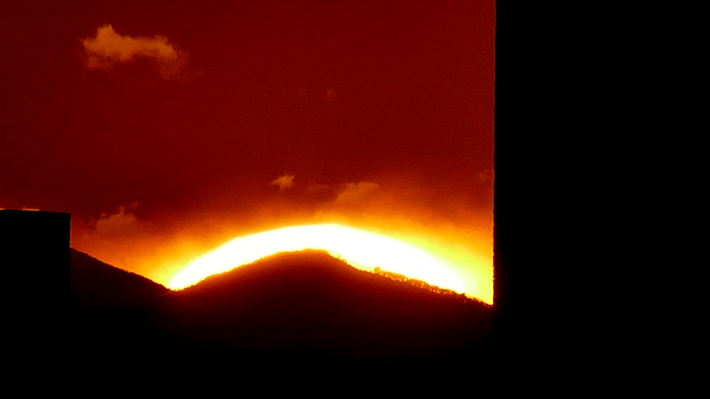 大室山頂に