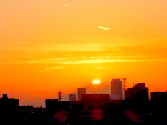 早雲層雲がかって残念なダイヤモンド富士かな