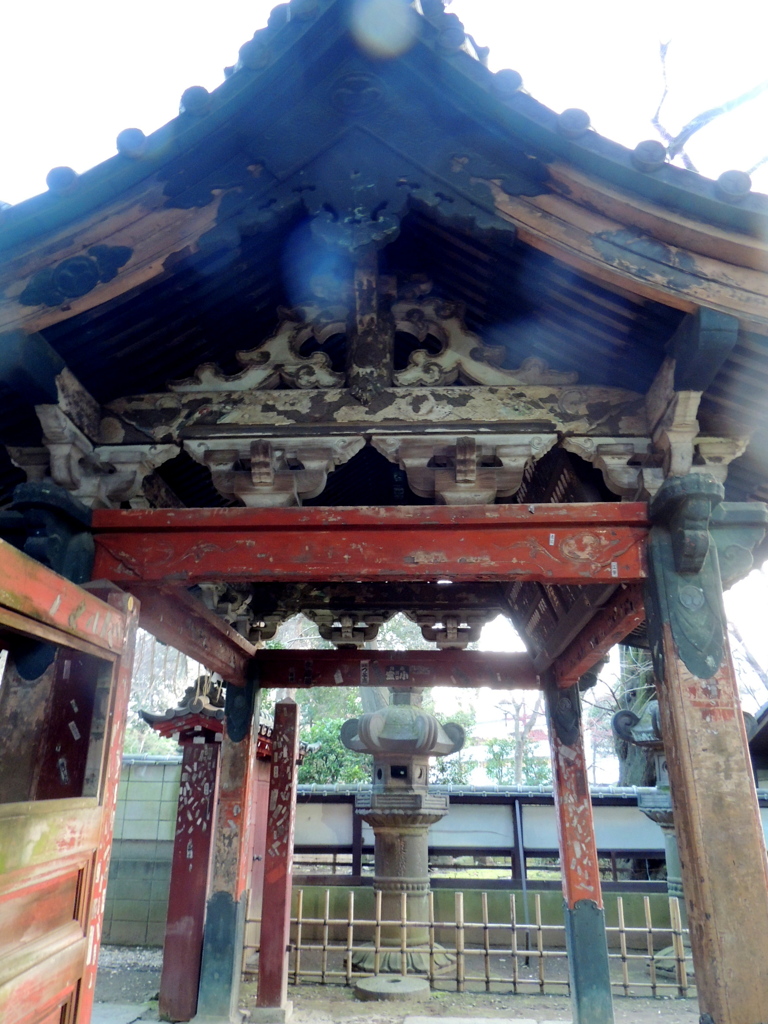 上野東照宮の玄関の瓦門