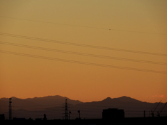 ’23新年の秩父山系の静かな山の夕景