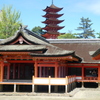厳島神社の本殿から五重塔