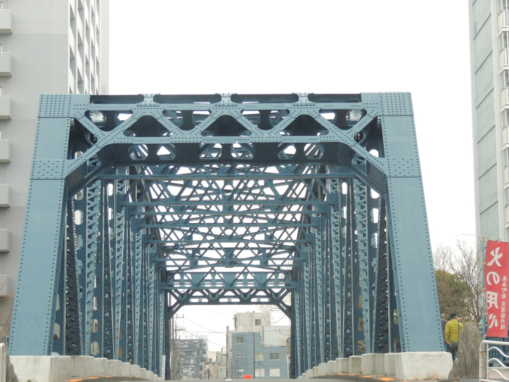 徳川家康の塩の道にかけられた西深川橋