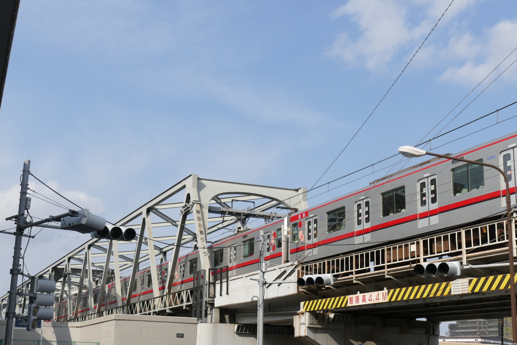 南千住東京メトロ隅田川橋梁の空