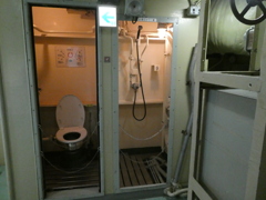 潜水艦のバスルーム