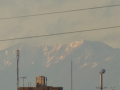 新川土手の上から見えた日光女峰山