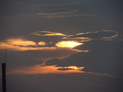 隅田川の煙突右の夕焼け雲