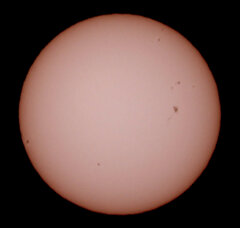 '22.12.18.09:26.の5枚を重ね画像処理した太陽面