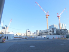 第一京浜の伊皿子の坂下からの大規模造成現場の模様