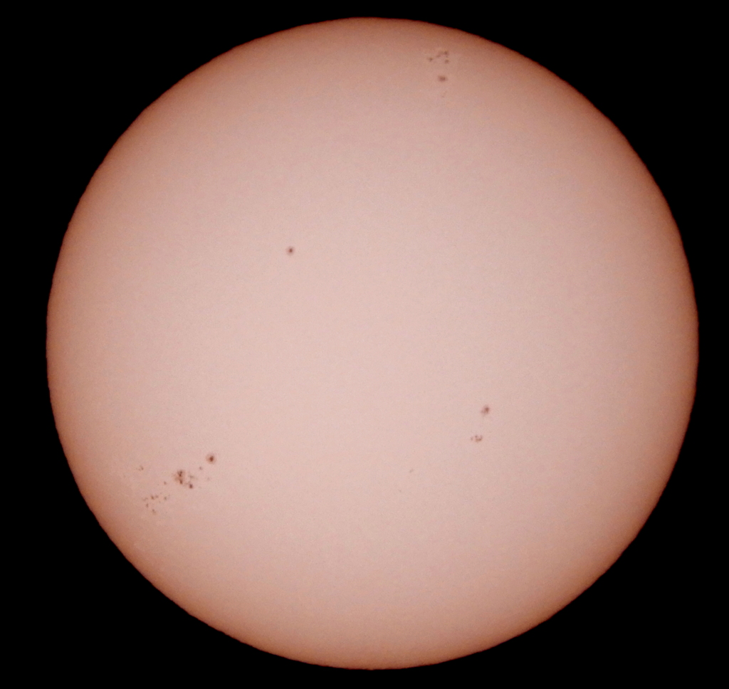 '22.10.04.9:45の太陽面