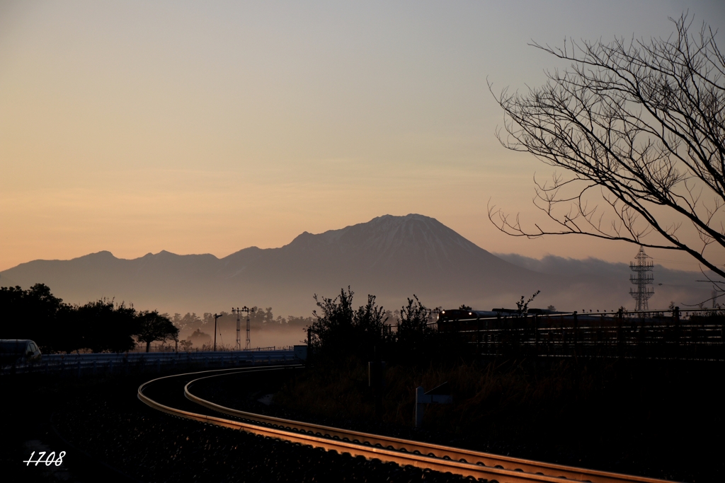 早朝の大山