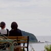 わたぼうしと女性