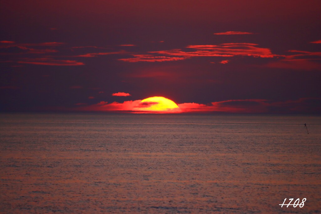 海の中から