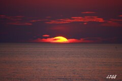 海の中から