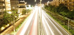 車の光跡